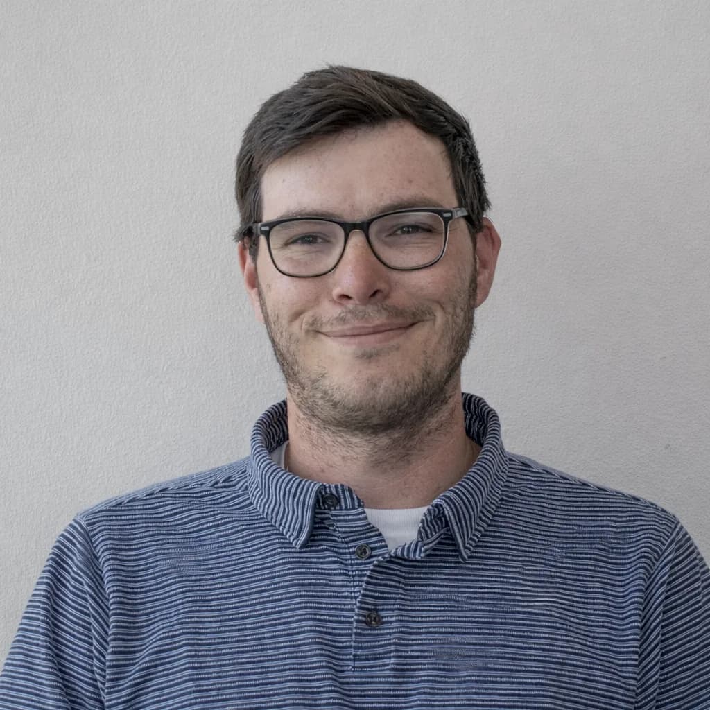 Joshua Bauer