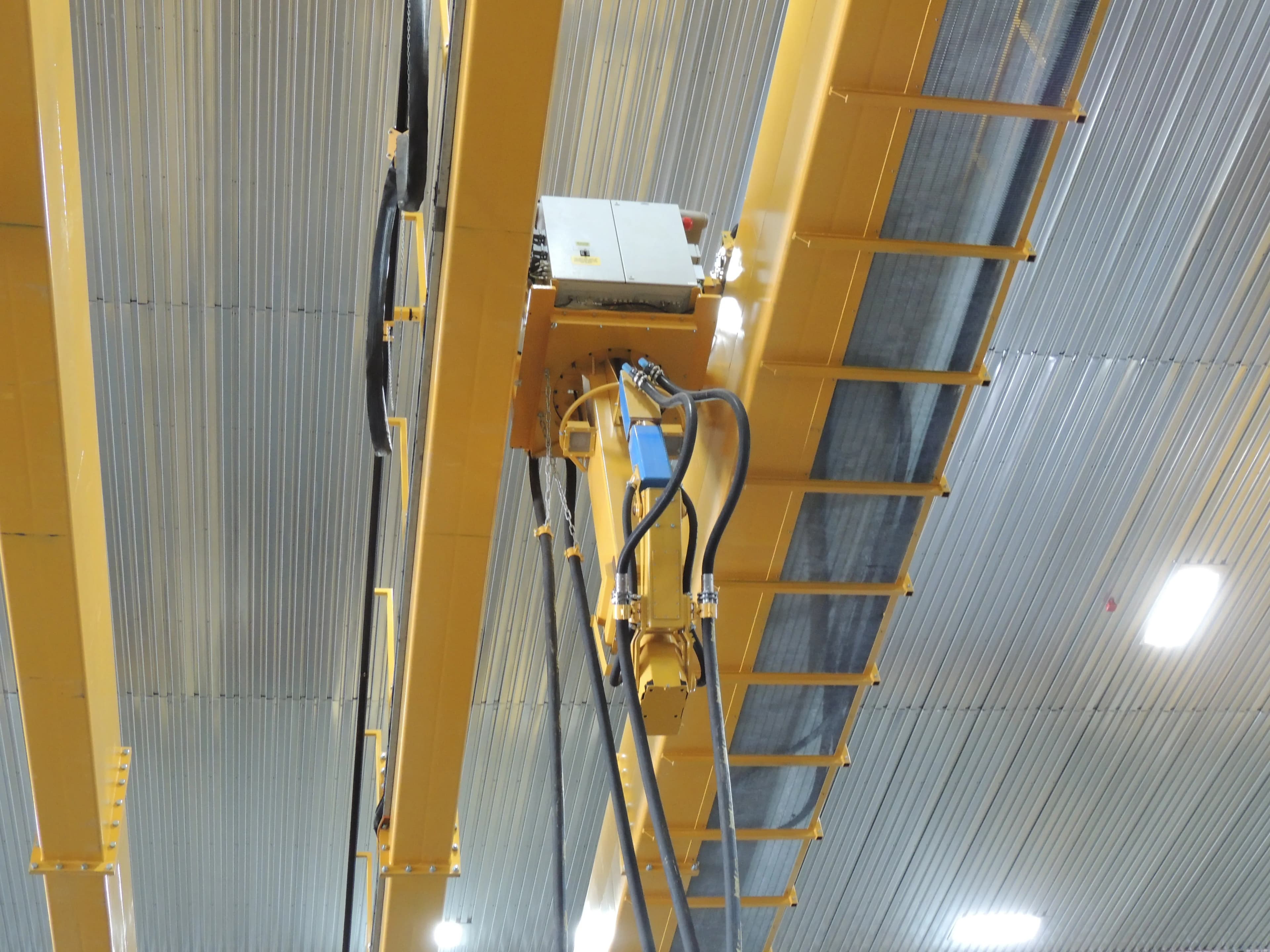 C&C Marine robotic blast and paint facility